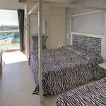 Sydney 3*